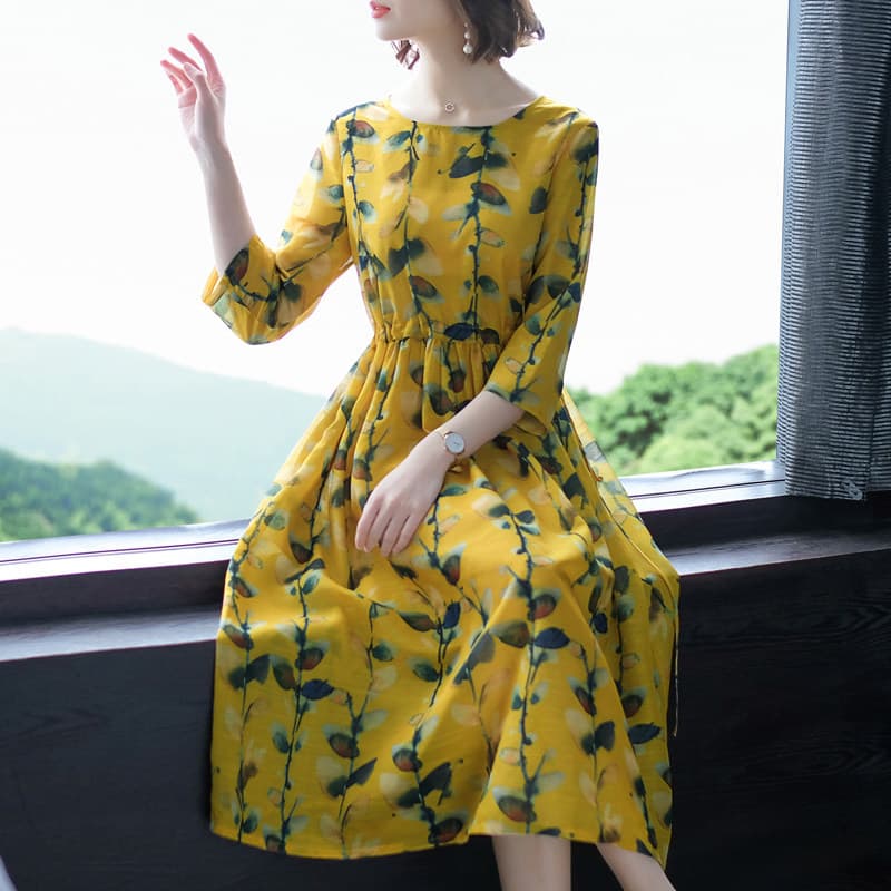 カジュアルドレス リーフ柄七分袖ウエスト切替ミモレ丈ワンピース