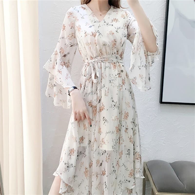 カジュアルドレス 小花柄シフォンフレア袖ウエストリボンワンピース